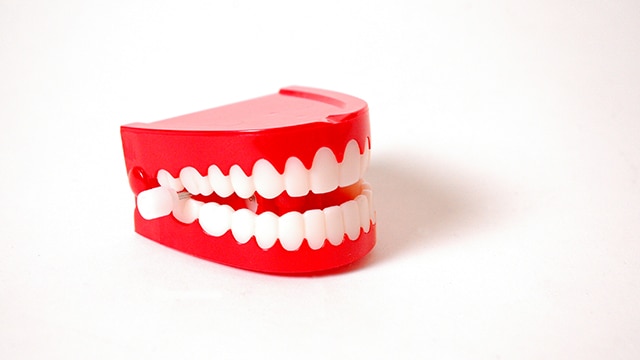 Como Cuidar Dos Dentes Escovando Corretamente